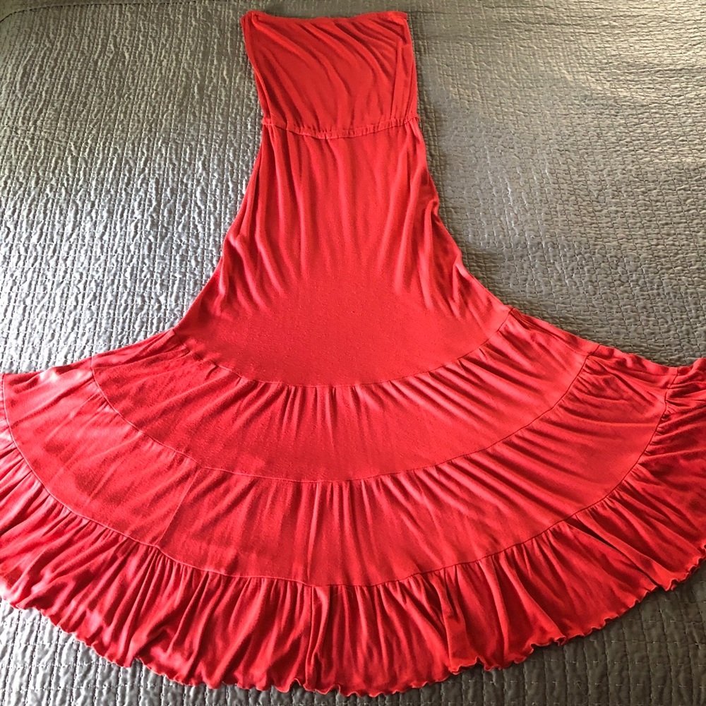 Diane von Furstenberg red strapless fitted dress